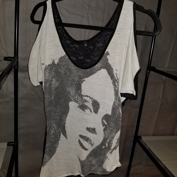 Rhinestone top - Picture 1 of 3